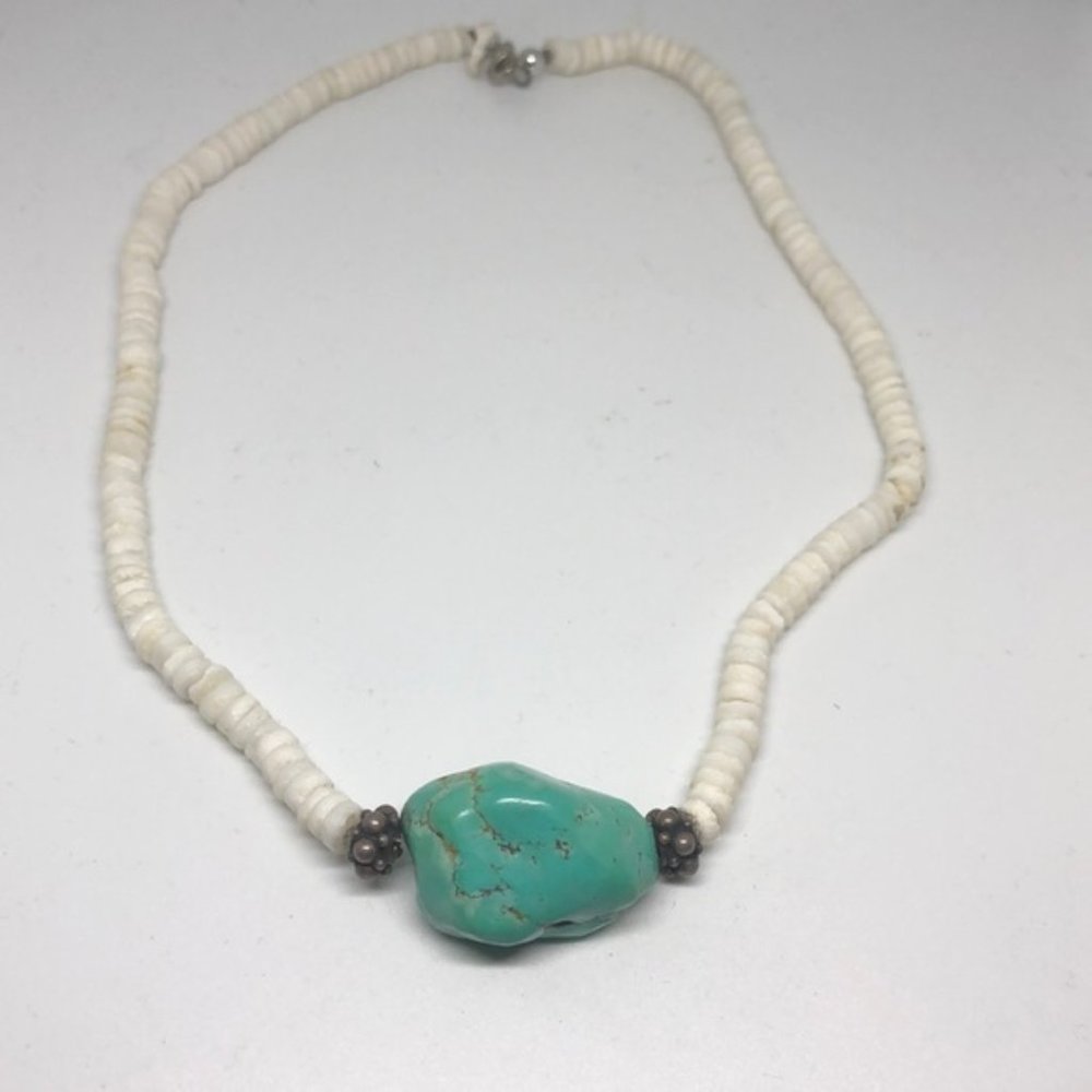 Turquoise and she'll beaded necklace